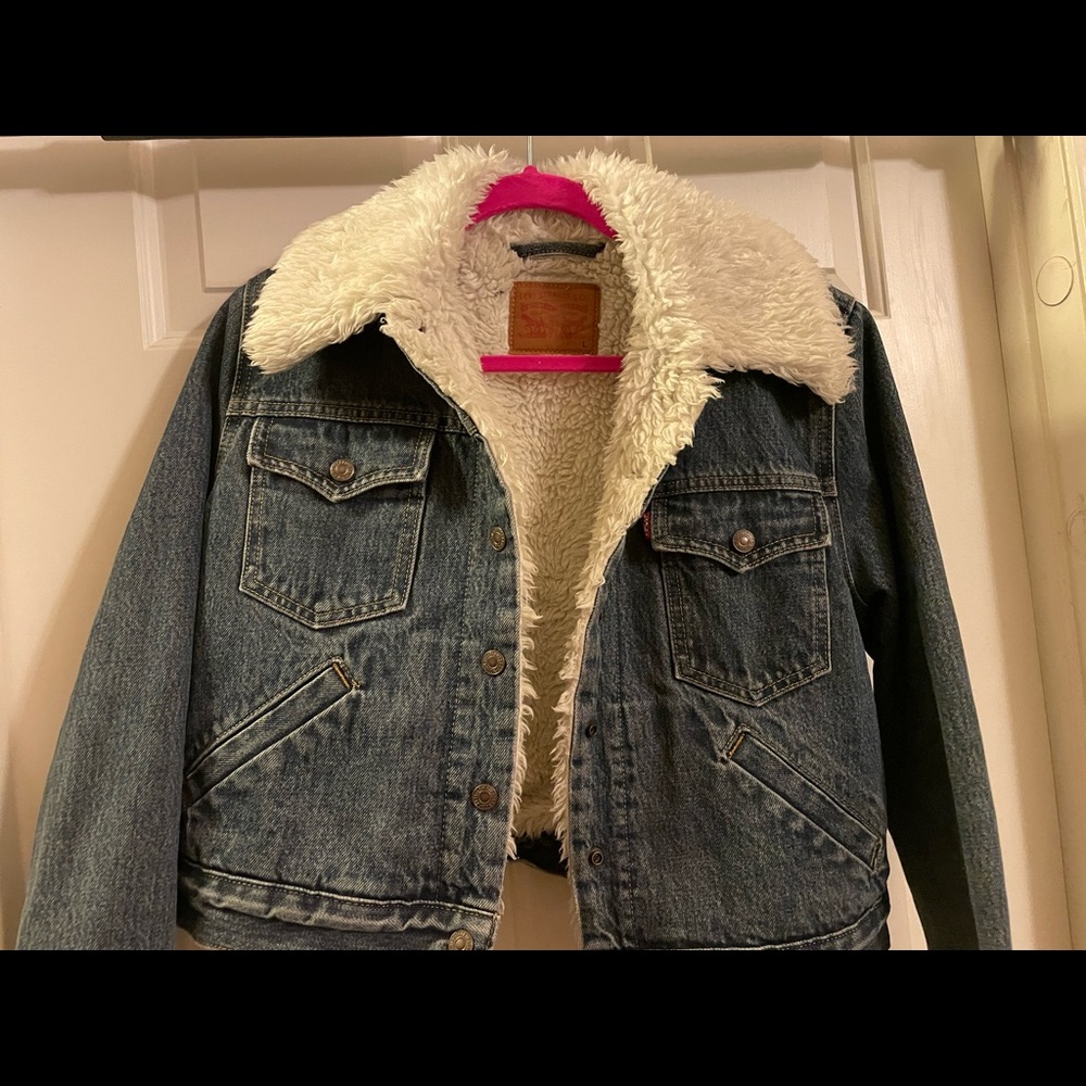 Levi’s denim fur jacket size L barely worn